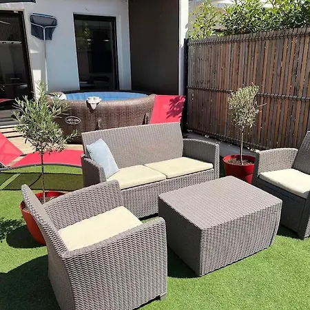 Maison 100m2 - Jaccuzzi, Jardin, 10 Min Plages