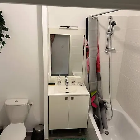 Maison 100m2 - Jaccuzzi, Jardin, 10 Min Plages Villa *