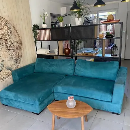 Villa Maison 100m2 - Jaccuzzi, Jardin, 10 Min Plages